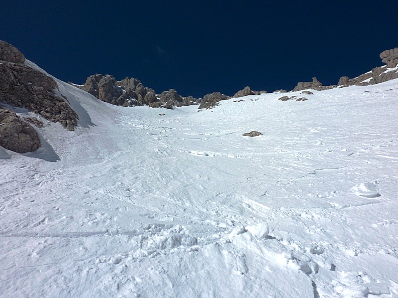 #3 Face Sud Pointe Blanche : Partie médiane. Des zones dures et des zones soufflées Face Sud Pointe Blanche : Partie médiane. Des zones dures et des zones soufflées