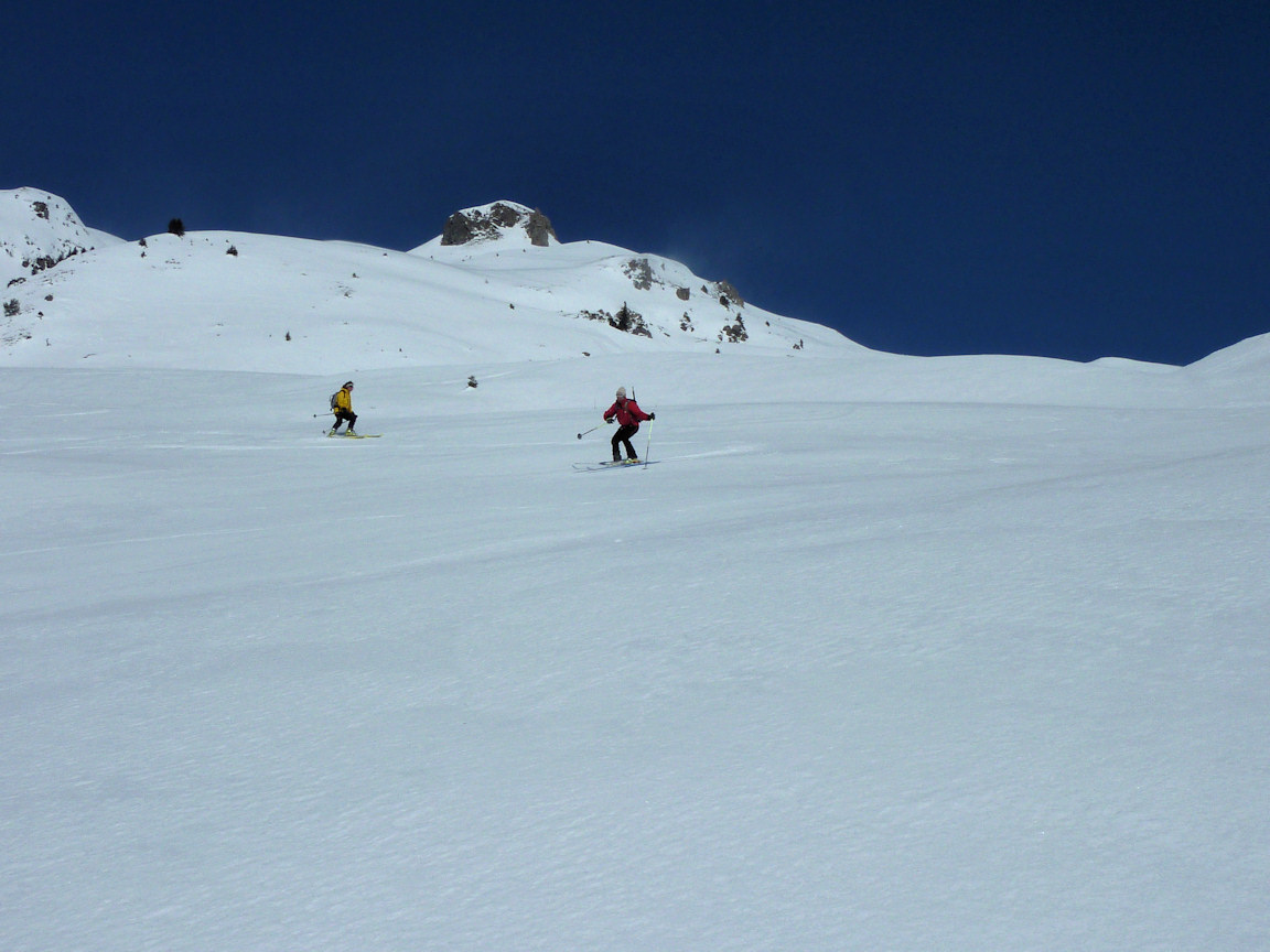 #15 Aucune trace dans le secteur : De grands champs de neige pour nous seuls. Aucune trace dans le secteur : De grands champs de neige pour nous seuls.