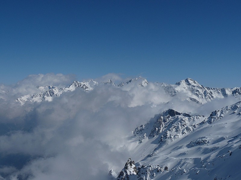 #9 Nord de Belledonne : la météo l Nord de Belledonne : la météo l'avait annoncé, il y a plus de nuage de ce coté.