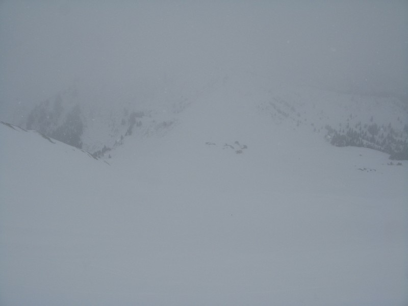 #2 Croix d Croix d'Almet, Combe SE : Col des Annes en contrebas ... bin on y voit pas grand chose