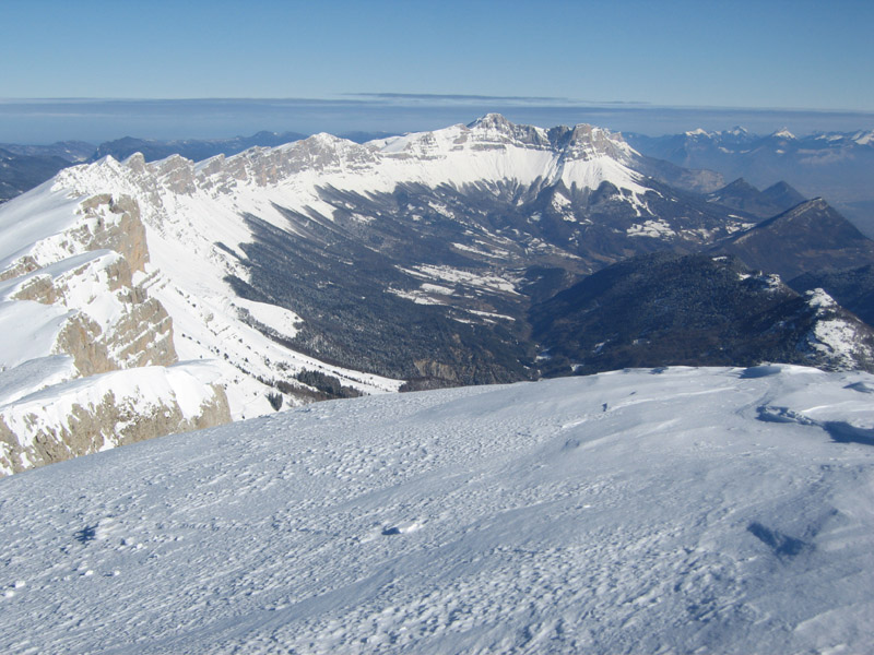 #4 barrière E du Vercors : Un joli cirque pour les clowns que nous sommes barrière E du Vercors : Un joli cirque pour les clowns que nous sommes