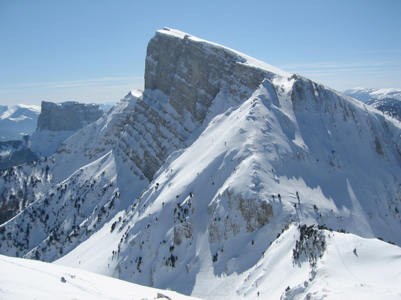 #8 Mont aiguille et Gd Veymont : L Mont aiguille et Gd Veymont : L'agnellerie est pourtant bien tentante...