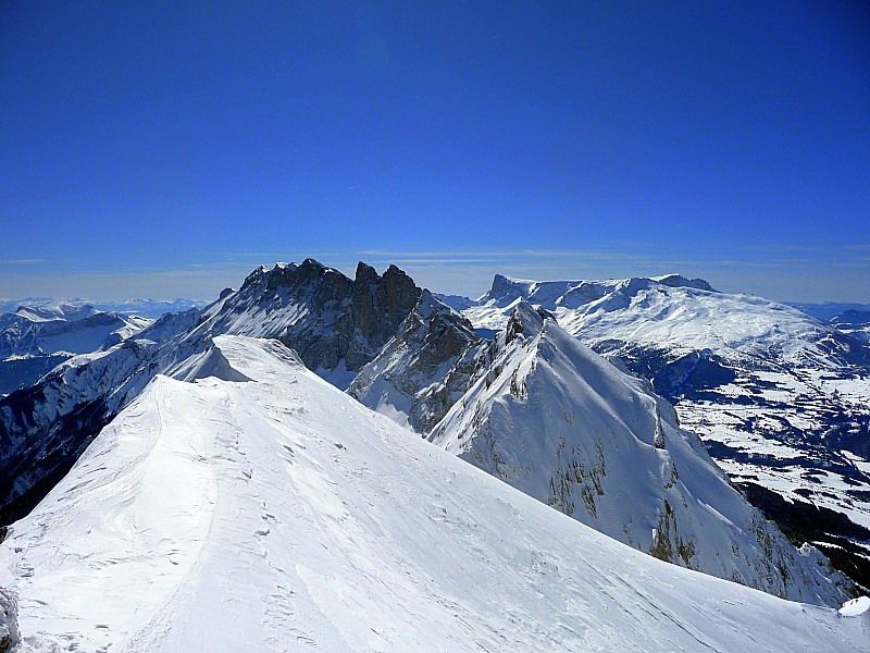 #7 Montagne de Faraut Montagne de Faraut