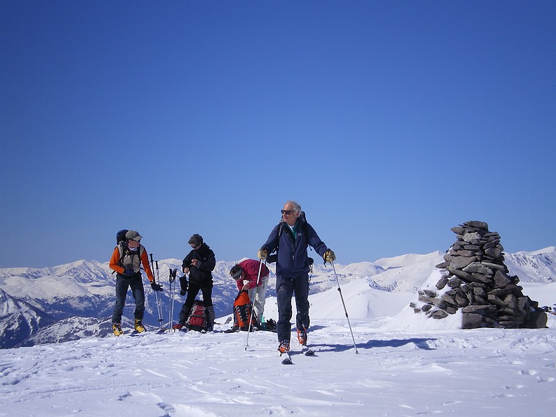 #5 Capelet S : Le cairn au sommet du Capelet Inférieur Capelet S : Le cairn au sommet du Capelet Inférieur