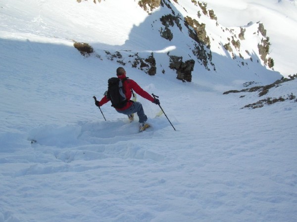#1 Romu. : Un joli couloir skié par hazard après un bon plantage d Romu. : Un joli couloir skié par hazard après un bon plantage d'itinéraire au départ, ça a défois du bon de se tromper...