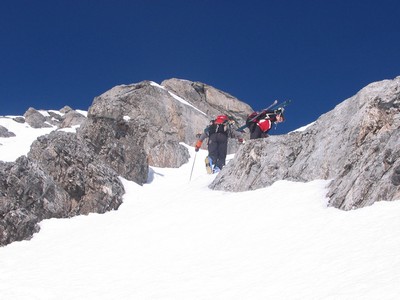 #5 montée 2 : eh non c montée 2 : eh non c'est pas large...(on contourne à la descente;-))