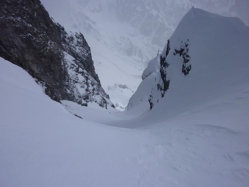 #5 Sorbier : début du couloir E : bien rempli , plus de corniche au départ Sorbier : début du couloir E : bien rempli , plus de corniche au départ