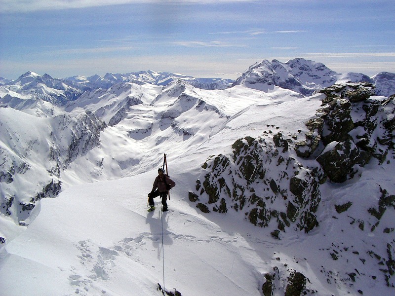 Arête de Lentilla : Belle arête en mixte, un peu longue quand même