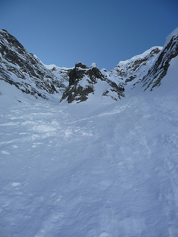 #1 Mont Oreb face Nord : A gauche, les traces de pierre et vincent, à droite nos traces pour l Mont Oreb face Nord : A gauche, les traces de pierre et vincent, à droite nos traces pour l'itinéraire du topo !!