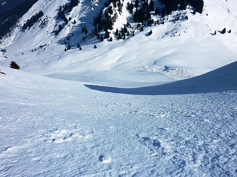 #4 couloir E de Sullens : Milieu du couloir couloir E de Sullens : Milieu du couloir