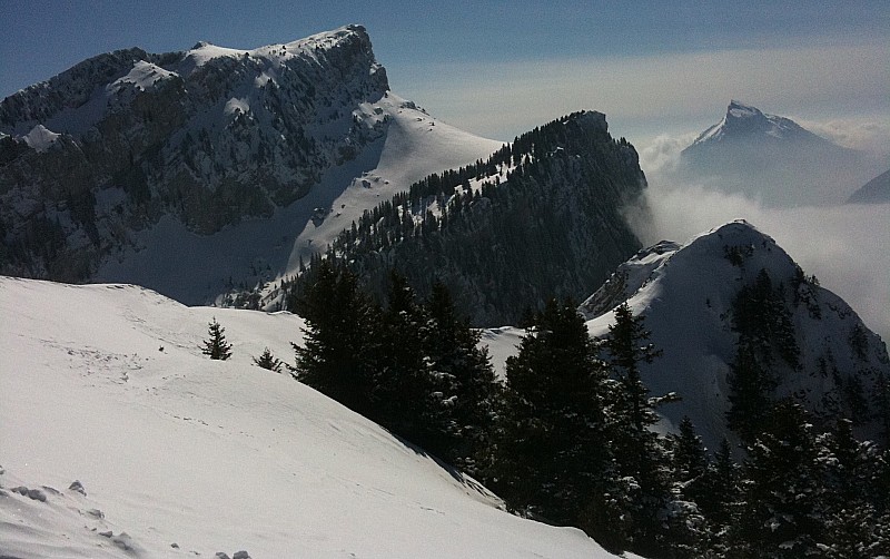 #2 du sommet : grd som et chamechaude du sommet : grd som et chamechaude