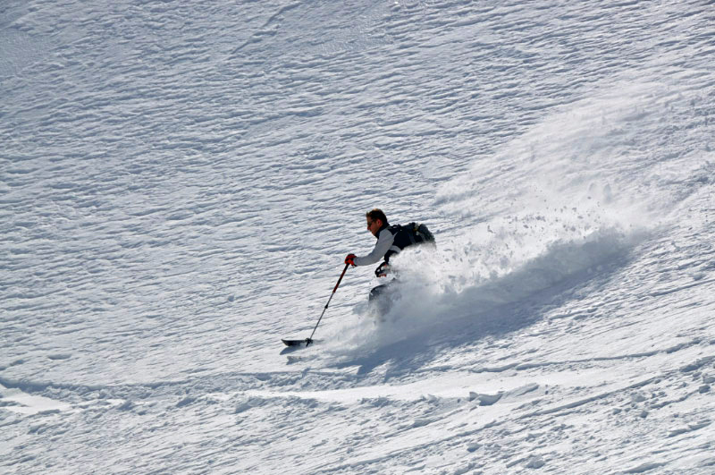 #8 Pte du Replan : Couloir Esr (photo Rémy Moll) 10 mars 2010 Pte du Replan : Couloir Esr (photo Rémy Moll) 10 mars 2010