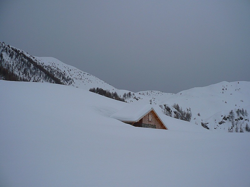 #1 Cabane de la Chenarette : Pas mal de neige. Cabane de la Chenarette : Pas mal de neige.
