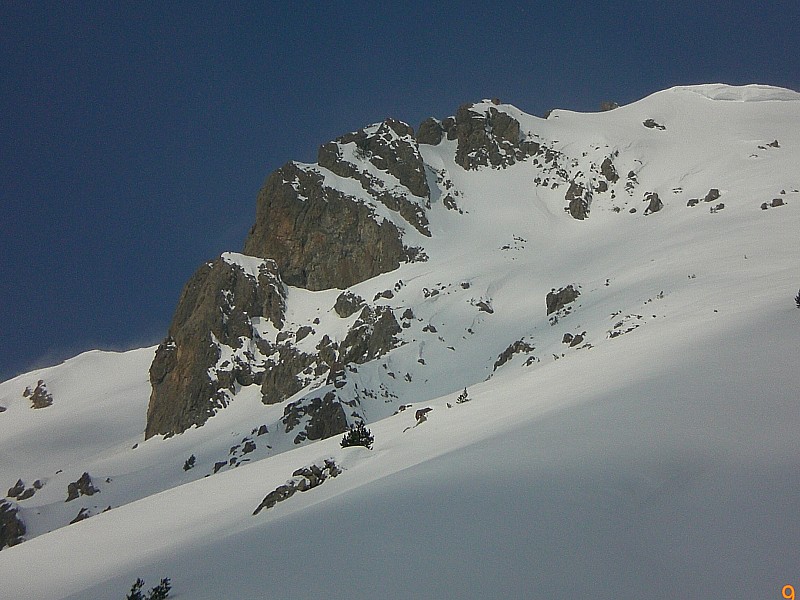 #7 petite Peyrolle : sommet en vue. petite Peyrolle : sommet en vue.