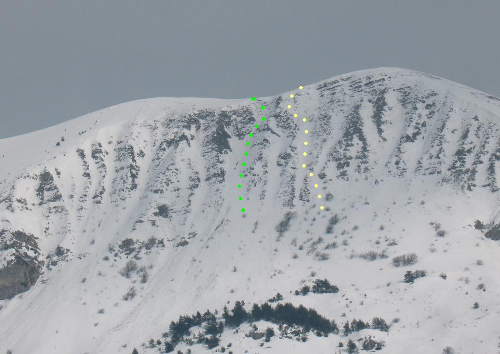 #4 Couloirs W : Montée en vert, descente en jaune Couloirs W : Montée en vert, descente en jaune