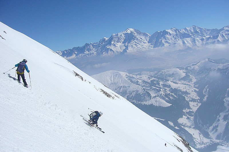 #7 Grande Balmaz : Totoff test ses nouveaux skis ( des: movement couloir ) Grande Balmaz : Totoff test ses nouveaux skis ( des: movement couloir )