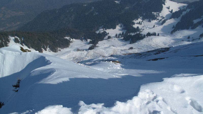 #4 Depuis le sommet : Face Est en plongée Depuis le sommet : Face Est en plongée