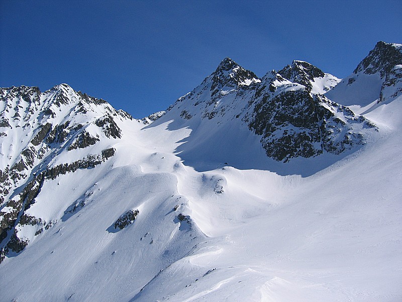 #1 Le col de Morétan( point bas) : en montant le pilier de la Porte d Le col de Morétan( point bas) : en montant le pilier de la Porte d'Eglise