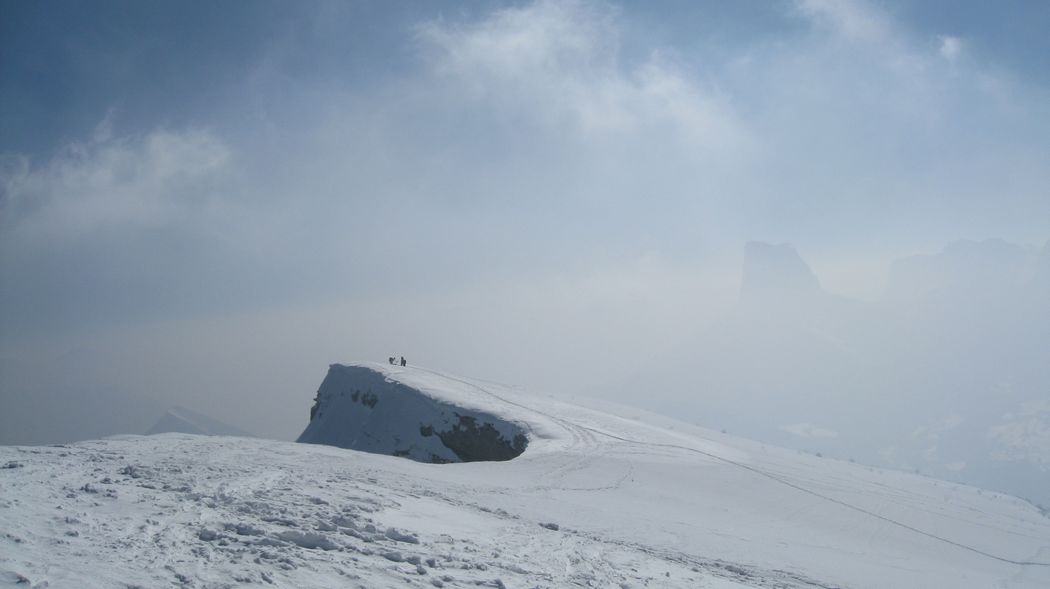 #9 Le Mont Aiguille : garde la brume pour lui Le Mont Aiguille : garde la brume pour lui
