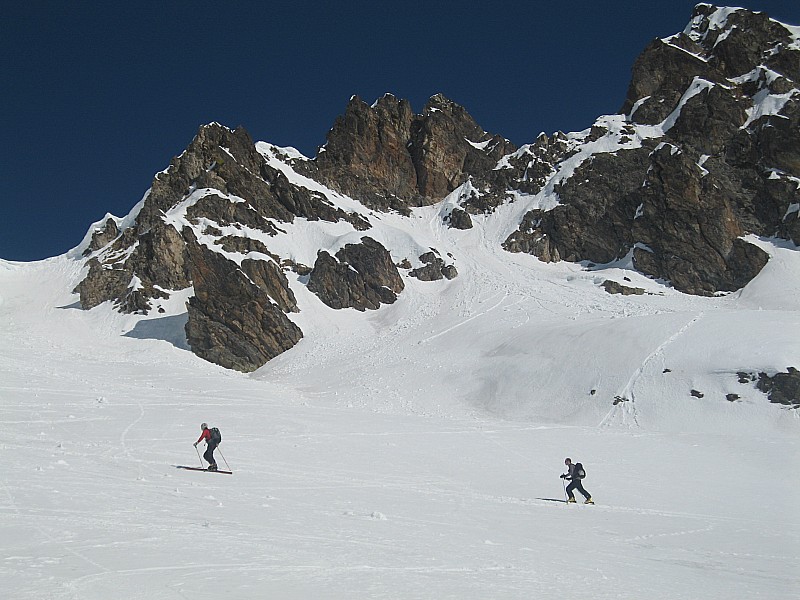#1 Col en vue : les dernières pentes sous le col Col en vue : les dernières pentes sous le col