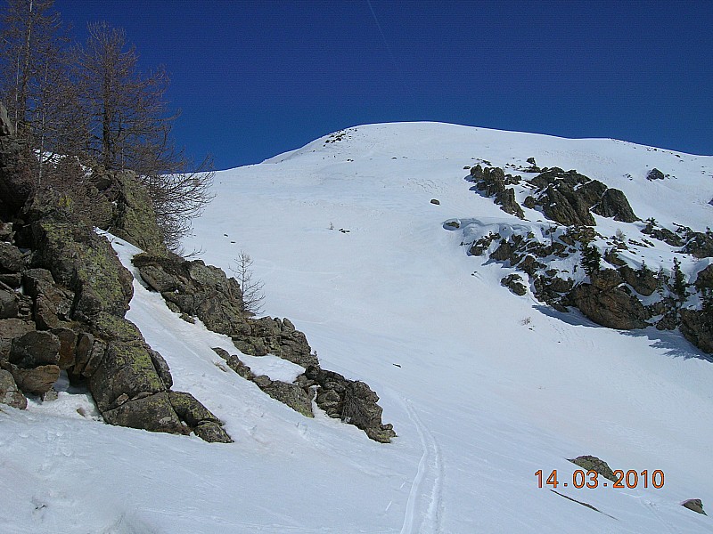 #3 Capelet Inferieur : la descente par le vallon à gauche du dernier rognon rocheux a été un régal Capelet Inferieur : la descente par le vallon à gauche du dernier rognon rocheux a été un régal