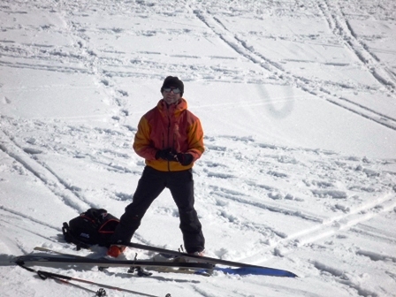 #8 Repautage : la possibilité de remonter les 70m avec les skis sur le dos ne nous a pas effleuré l Repautage : la possibilité de remonter les 70m avec les skis sur le dos ne nous a pas effleuré l'esprit une seule seconde