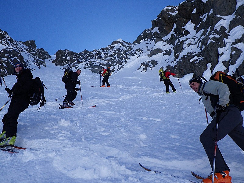 #1 A l`entrée du couloir. A l`entrée du couloir.