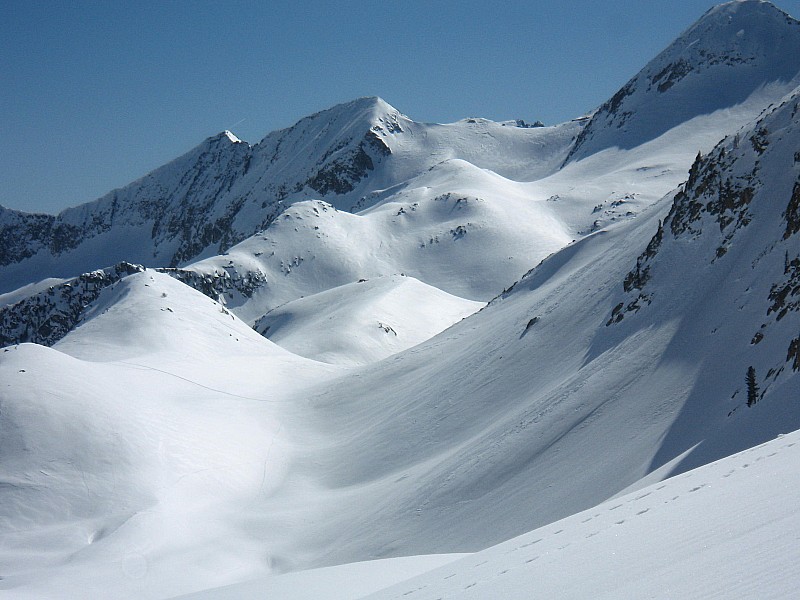 #17 Du colletto del Valasco : vers Col de Frémamorte...la vision qui va "broyer" le moral de Roro, il pensait qu Du colletto del Valasco : vers Col de Frémamorte...la vision qui va "broyer" le moral de Roro, il pensait qu'on y était presque.