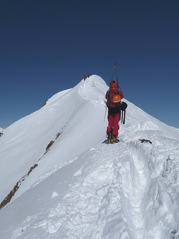 #11 J2 sur l J2 sur l'arête : hummmm, la belle tranchée !