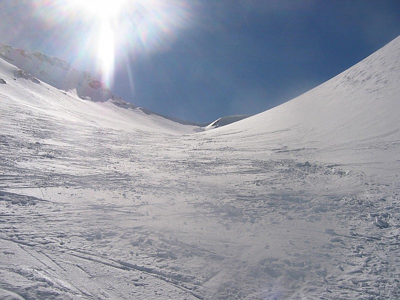 #2 Col du Villonet : Le col en vue; il faut contourner par la droite Col du Villonet : Le col en vue; il faut contourner par la droite