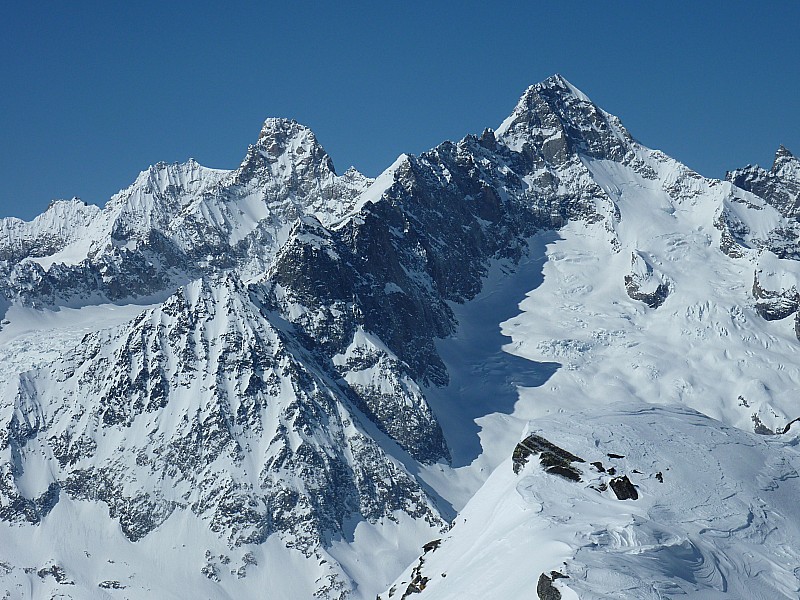 #5 Le massif côté Suisse Le massif côté Suisse