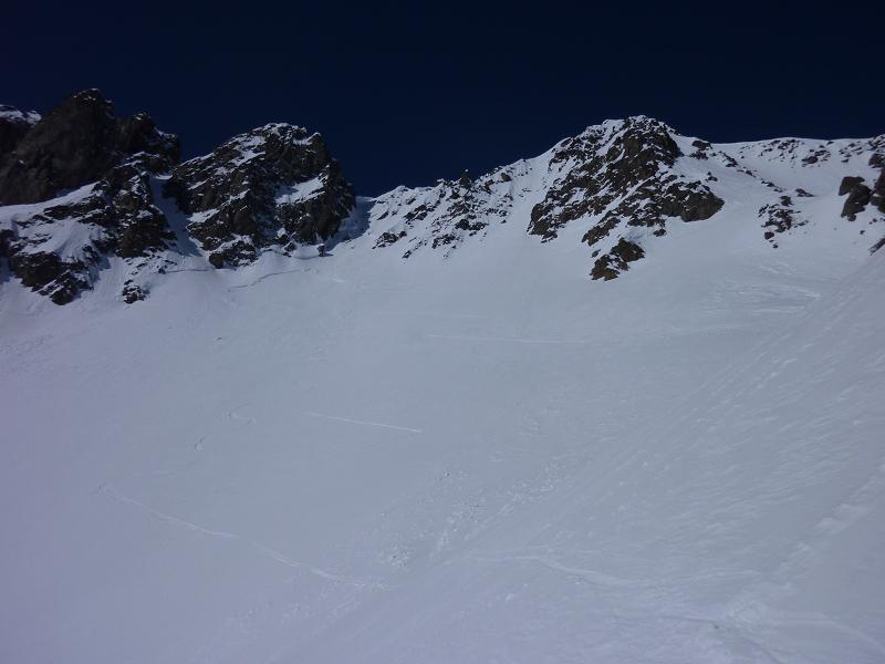 #5 Grd Charnier : beau départ de plaque sous le couloir Grd Charnier : beau départ de plaque sous le couloir