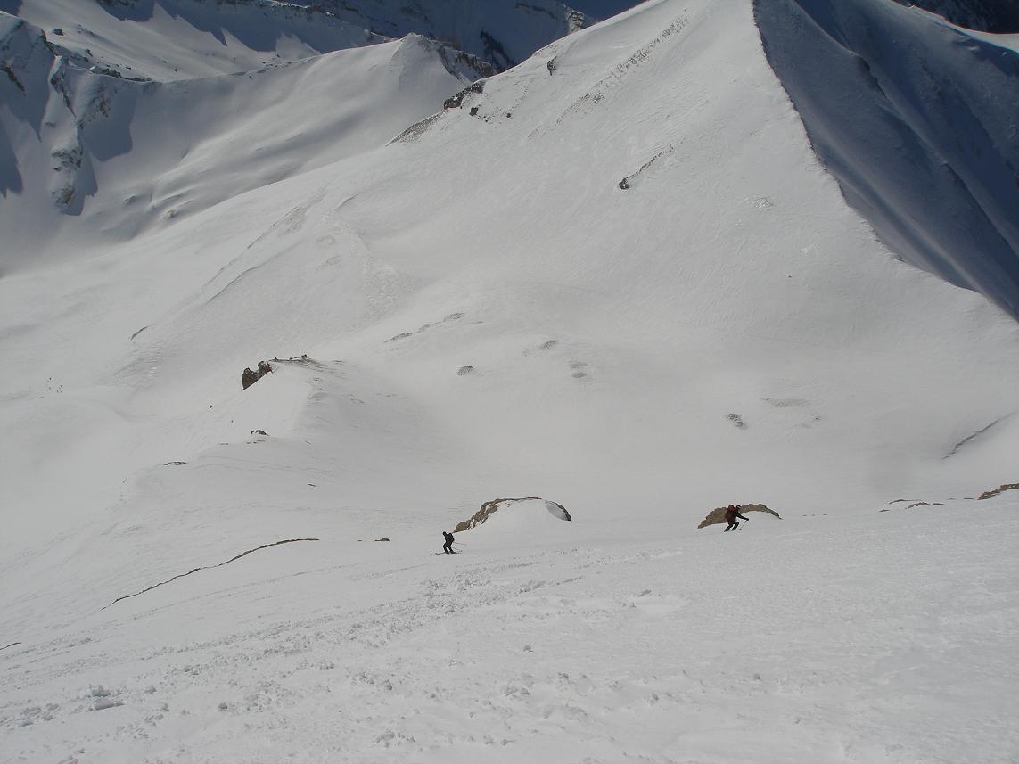 #10 skis aux pieds : dans la face sud skis aux pieds : dans la face sud