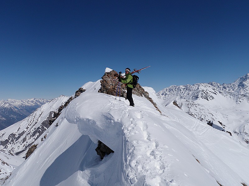 #6 la haut : on va chercher une combe secrète la haut : on va chercher une combe secrète