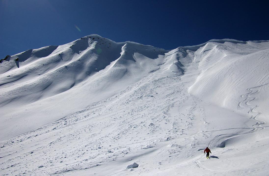 #9 Sous FN : Neige agréable à la descente, dans les vallons, sous le sommet du Grand-Coin. Sous FN : Neige agréable à la descente, dans les vallons, sous le sommet du Grand-Coin.