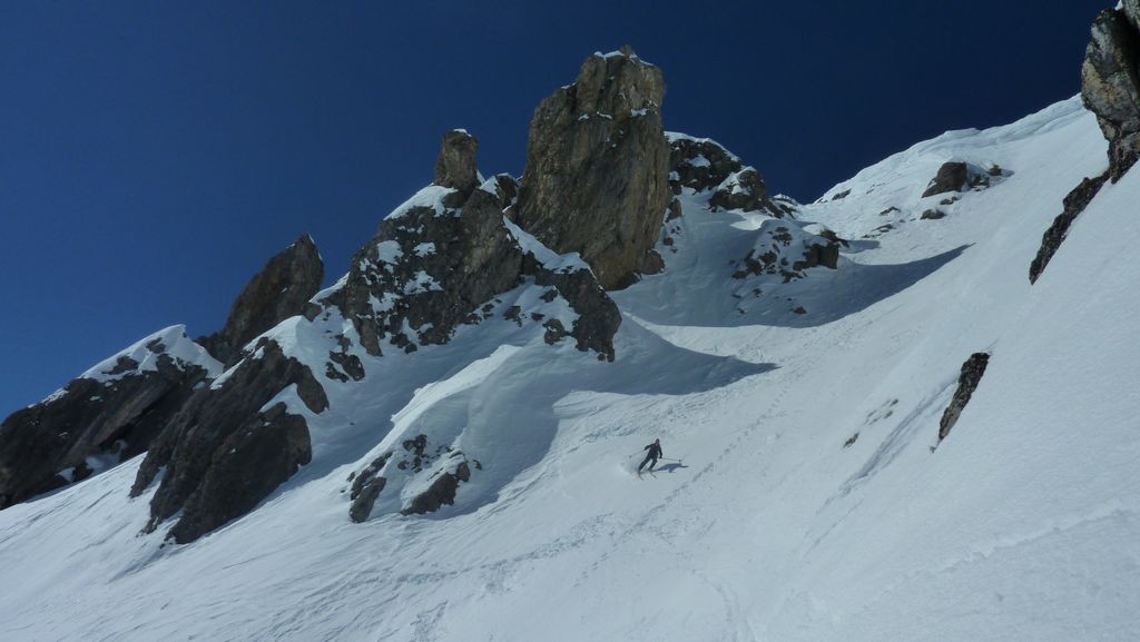 #14 Couloir Est : Jerome se fait bien plaisir Couloir Est : Jerome se fait bien plaisir