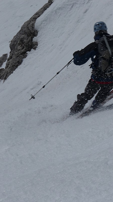 #3 Pointe Blanche : Bonne neige dans le goulet Pointe Blanche : Bonne neige dans le goulet