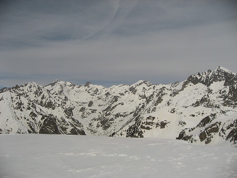 #1 Les Grands des AM : En fond le Gélas, la Malédie, le Clapier et le Grand Capelet. Les Grands des AM : En fond le Gélas, la Malédie, le Clapier et le Grand Capelet.