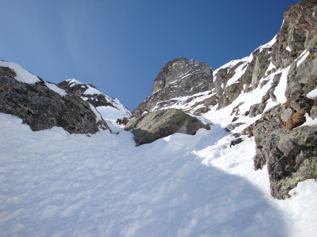 #1 L L'étroiture : L'étroiture, ne passe pas en ski