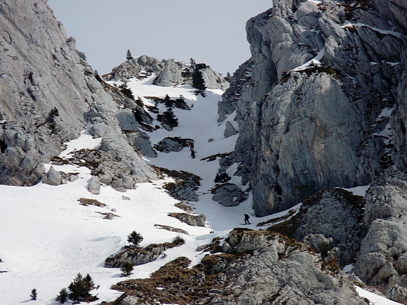 #9 Lances de Malissard : du monde dans le couloir ouest, il commence à être limite. Lances de Malissard : du monde dans le couloir ouest, il commence à être limite.