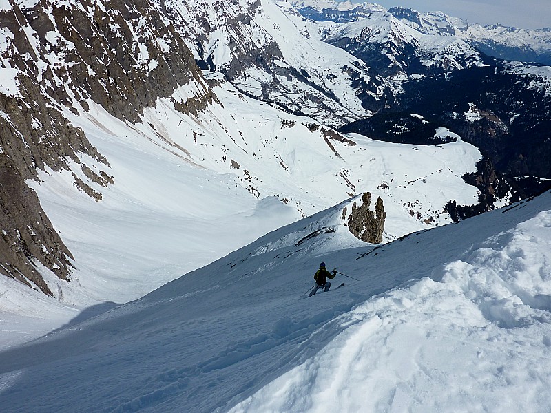 #9 Couloir des Contrebandiers : Descente rive droite Couloir des Contrebandiers : Descente rive droite