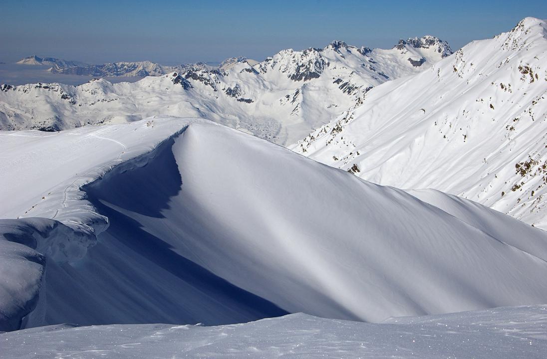 #5 Corniches : Les corniches au dessus de la Valbuche. Corniches : Les corniches au dessus de la Valbuche.