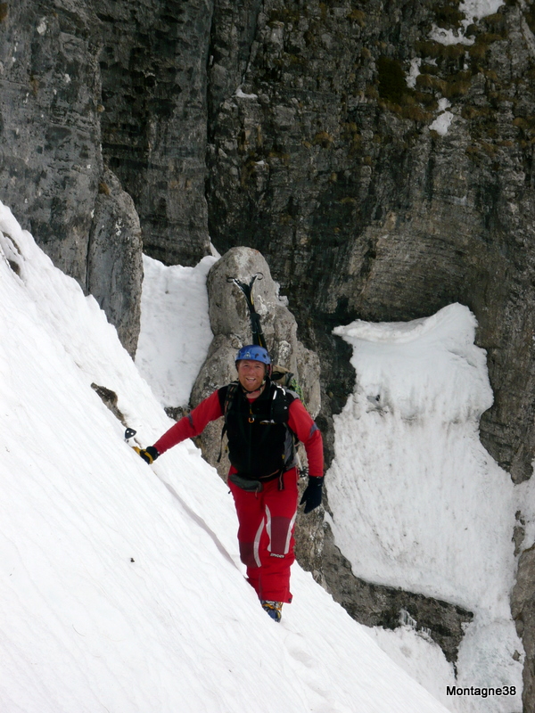 #5 sortie de la cascade : petite traversée exposée sortie de la cascade : petite traversée exposée