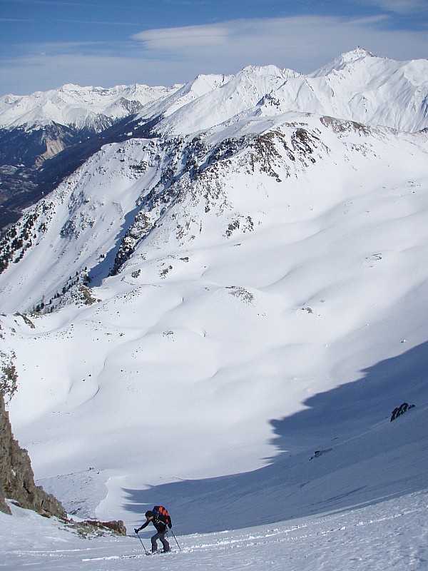#4 Couloir en S4 : - Couloir sous le Lac du Grand Filon
- Défilé de chamois sur la crête en contre-bas Couloir en S4 : - Couloir sous le Lac du Grand Filon
- Défilé de chamois sur la crête en contre-bas