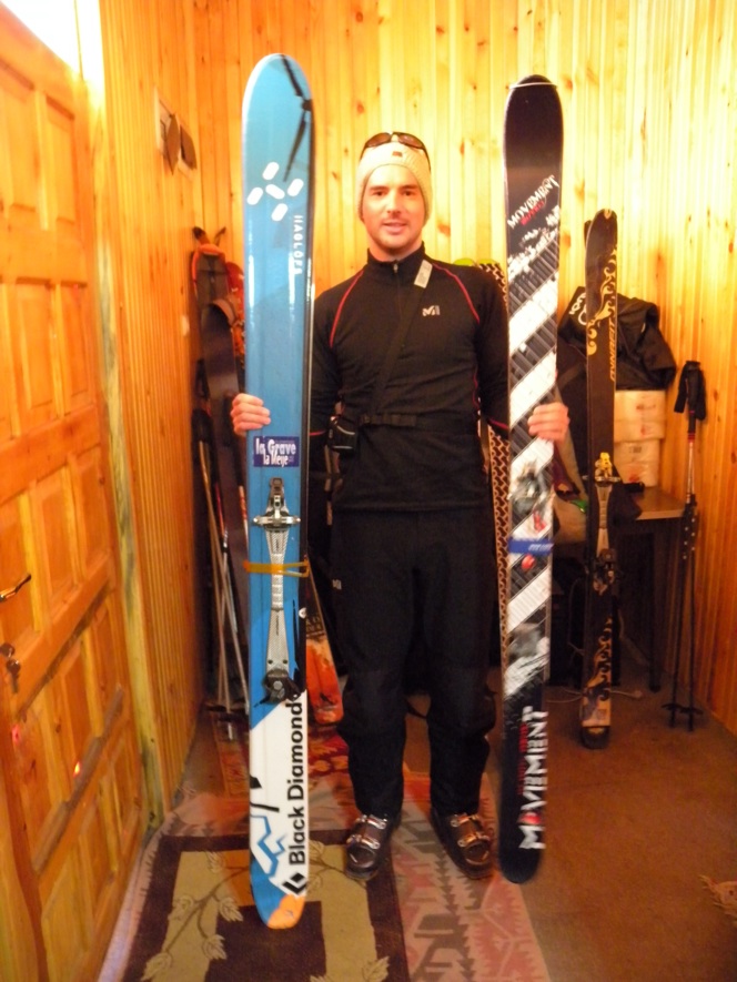 #1 Dilemne : quels skis choisir ?? les pelles à tartes (mégawatt) de Peter, notre skieur de La Grave ou mes movement couloir ??? Dilemne : quels skis choisir ?? les pelles à tartes (mégawatt) de Peter, notre skieur de La Grave ou mes movement couloir ???