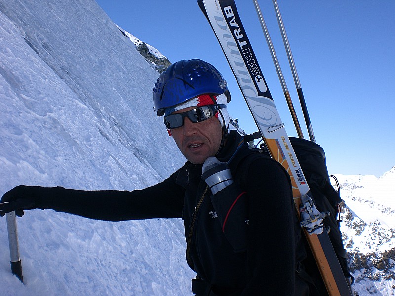 #3 Boucle de sea : Pipo en termine avec la face, on peut voir la glace derrière Boucle de sea : Pipo en termine avec la face, on peut voir la glace derrière