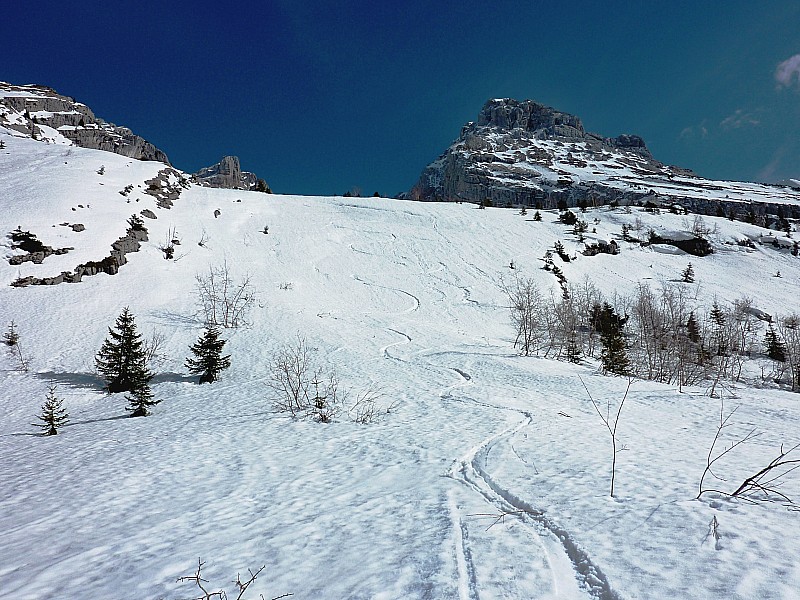 #11 Mt Charvet face W : Transfo lourde en bas Mt Charvet face W : Transfo lourde en bas