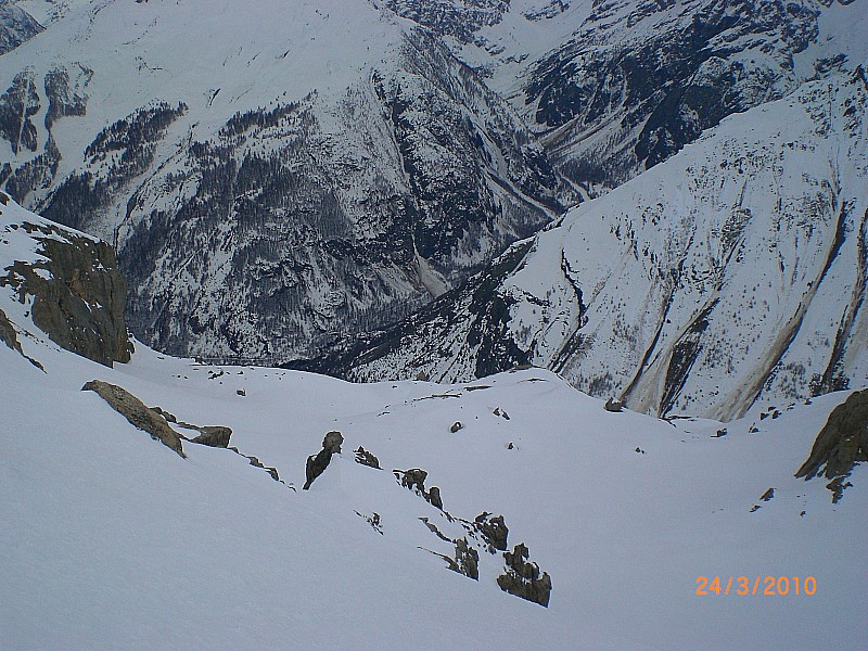 #6 Condamine : La face ouest et son vallon suspendu. Condamine : La face ouest et son vallon suspendu.