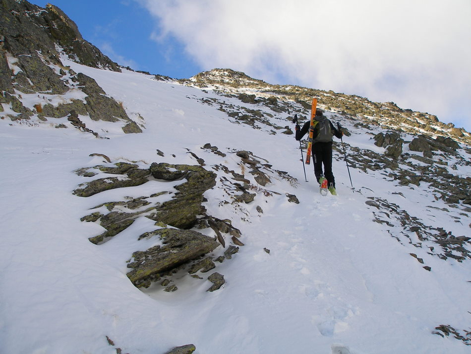 Arête NE du Petit Péric : Jean Brice sur 'ses terres"