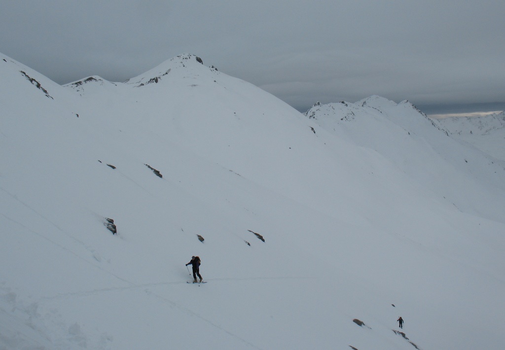 #4 Montée sous un ciel sombre Montée sous un ciel sombre
